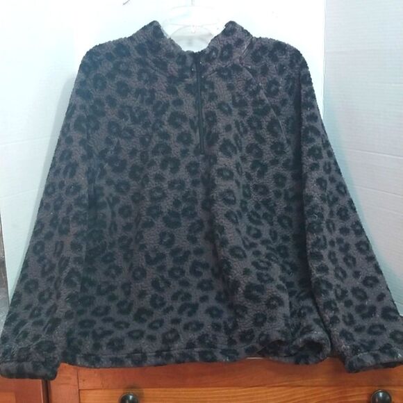 Dittos Animal Print Sherpa Top...EUC...SIZE 2X - Picture 1 of 5